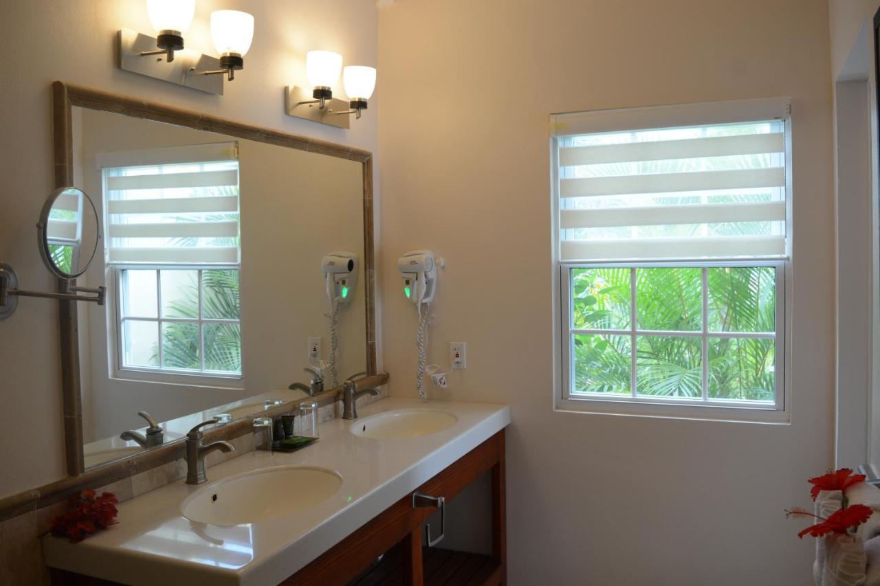 English Harbour Gunpowder House & Suites מראה חיצוני תמונה
